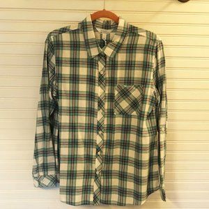 Market & Spruce Button Down Shirt